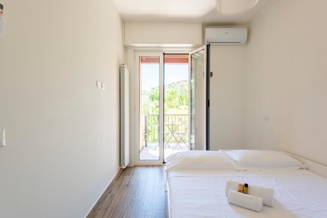 Joivy Lele Apartment With Swimming Pool Rapallo Exterior photo